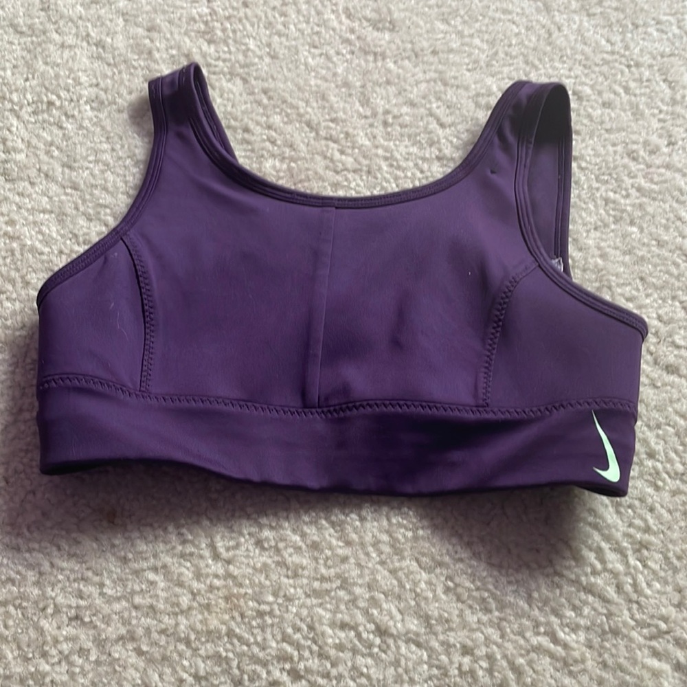 nike sports bra